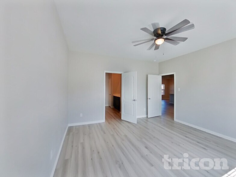 Building Photo - 3109 Chillingham Dr