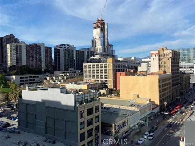 Building Photo - 400 S Broadway