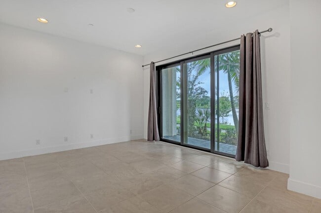 Building Photo - 12643 Machiavelli Way