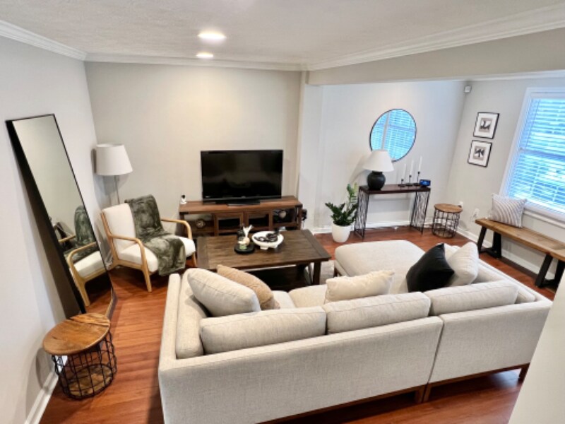 Building Photo - 7821 Edmunds Way