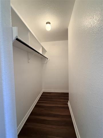 Building Photo - 213 Briarstone Dr