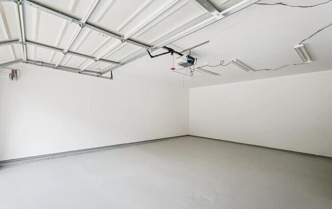 Building Photo - 276 W Meadowland Ln