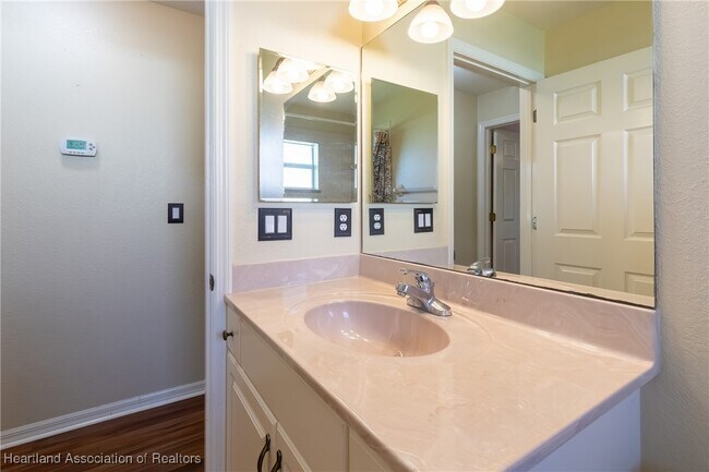 Building Photo - 4830 Pebble Beach Dr