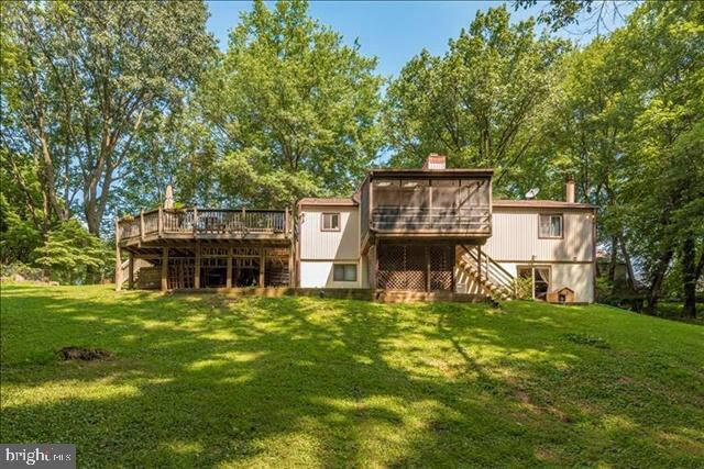 Back of house - 2903 Loch Haven Ct