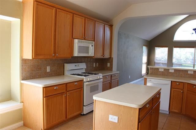 Building Photo - 6202 Crestmere Ln