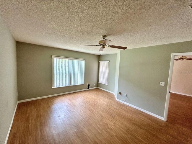 Building Photo - 4908 Myrtle Oak Dr