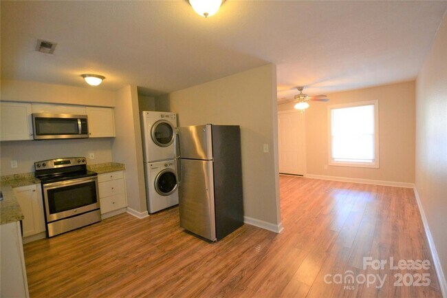 Building Photo - 1512 Seigle Ave