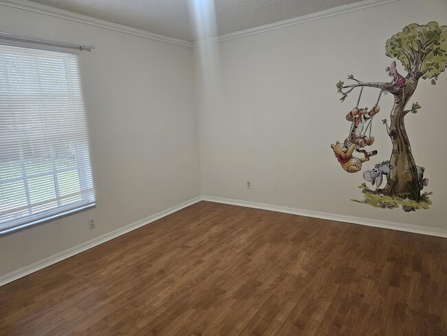 Building Photo - 4243 SW Utterback St