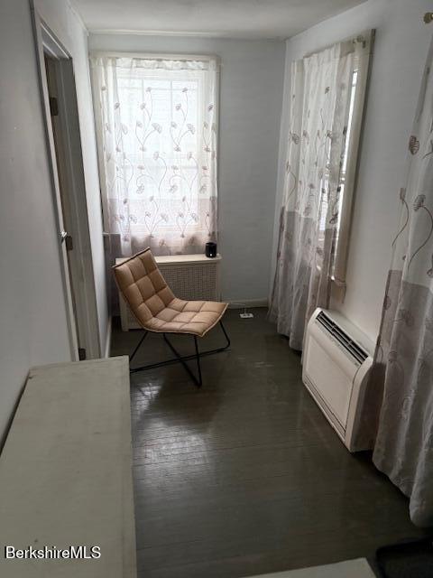 Building Photo - 4 Pleasant St