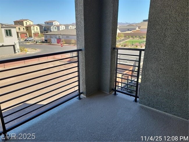 Building Photo - 322 Cymbal Pl