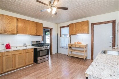 Building Photo - 855 Belmont Ave