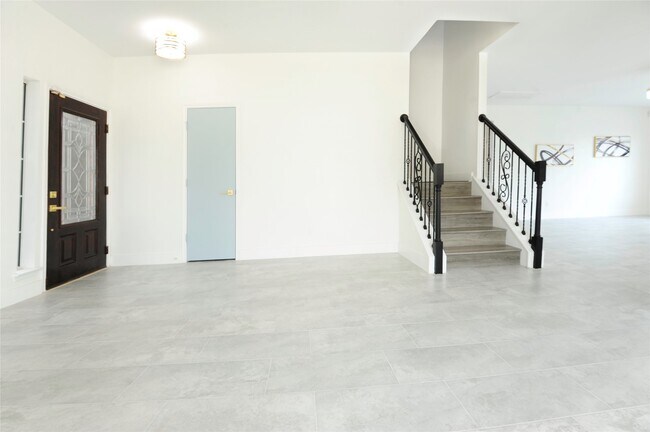 Building Photo - 9507 Flying Eagle Ct