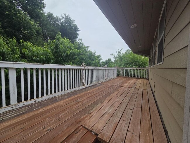 Building Photo - 601 Tall Grass Dr