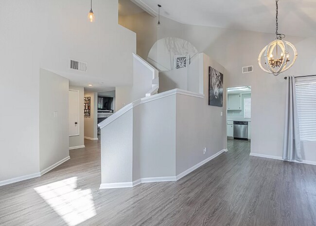 Building Photo - 4641 Cocina Ln