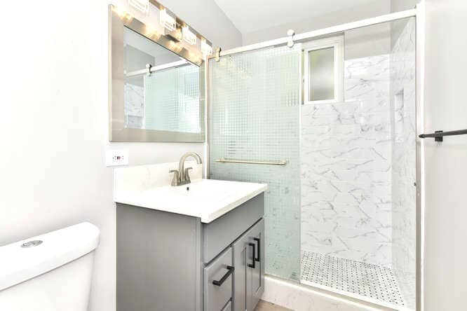 Bathroom - 4621 W 170th St