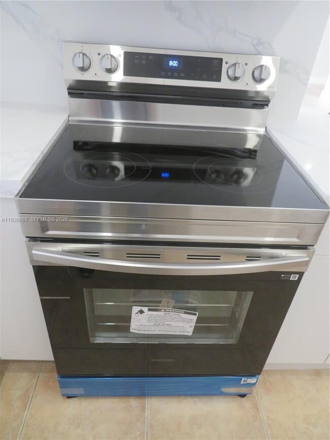 Building Photo - 7328 Miami Lakeway S