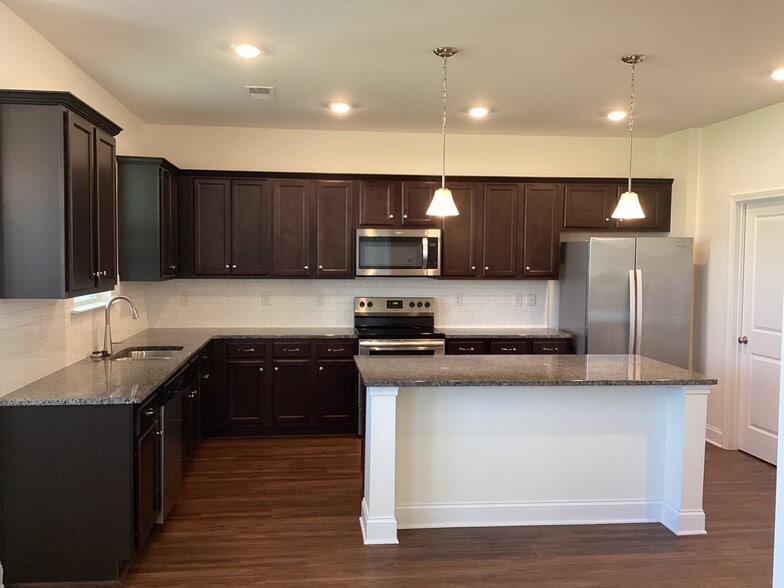 Building Photo - 2339 Campbell Cove Court