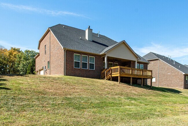 Building Photo - 9810 Glenmore Ln