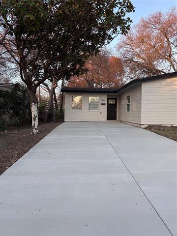 Building Photo - 2553 Wicker Ave