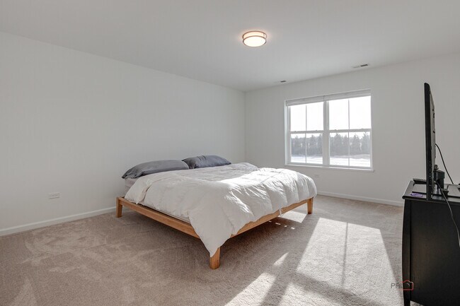 Building Photo - 2490 Olivia Ct