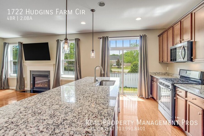 Building Photo - 1722 Hudgins Farm Cir