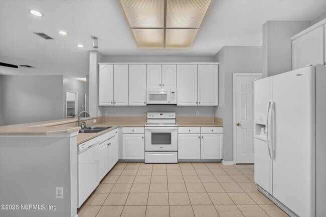 Building Photo - 470 Sparrow Branch Cir