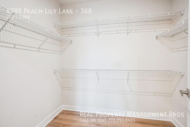 Building Photo - 4399 Peach Lily Ln