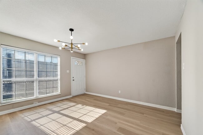 Building Photo - 781 Country Pl Dr