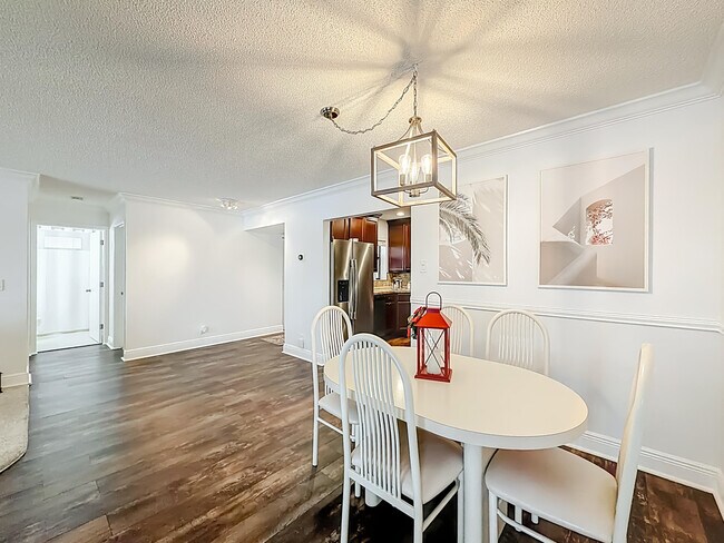 Building Photo - 2846 Carambola Cir S