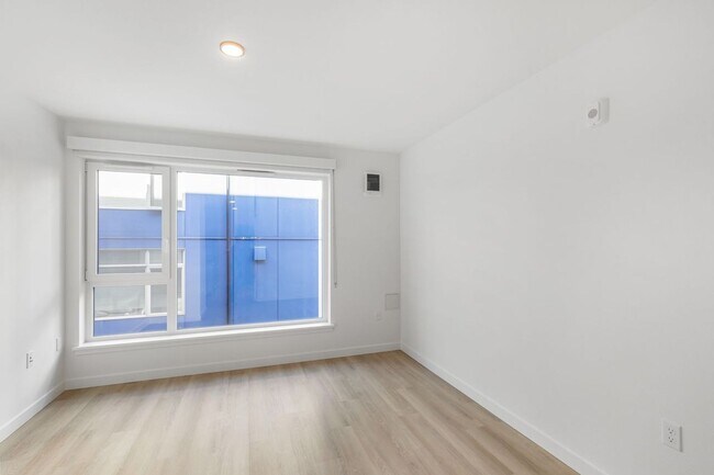 Interior Photo - The Reed