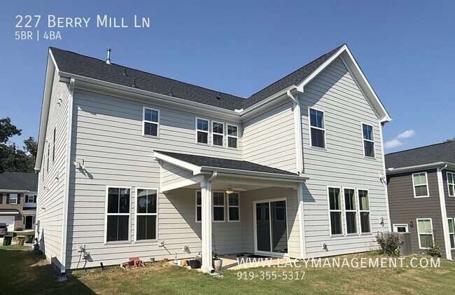 Building Photo - 227 Berry Ml Ln