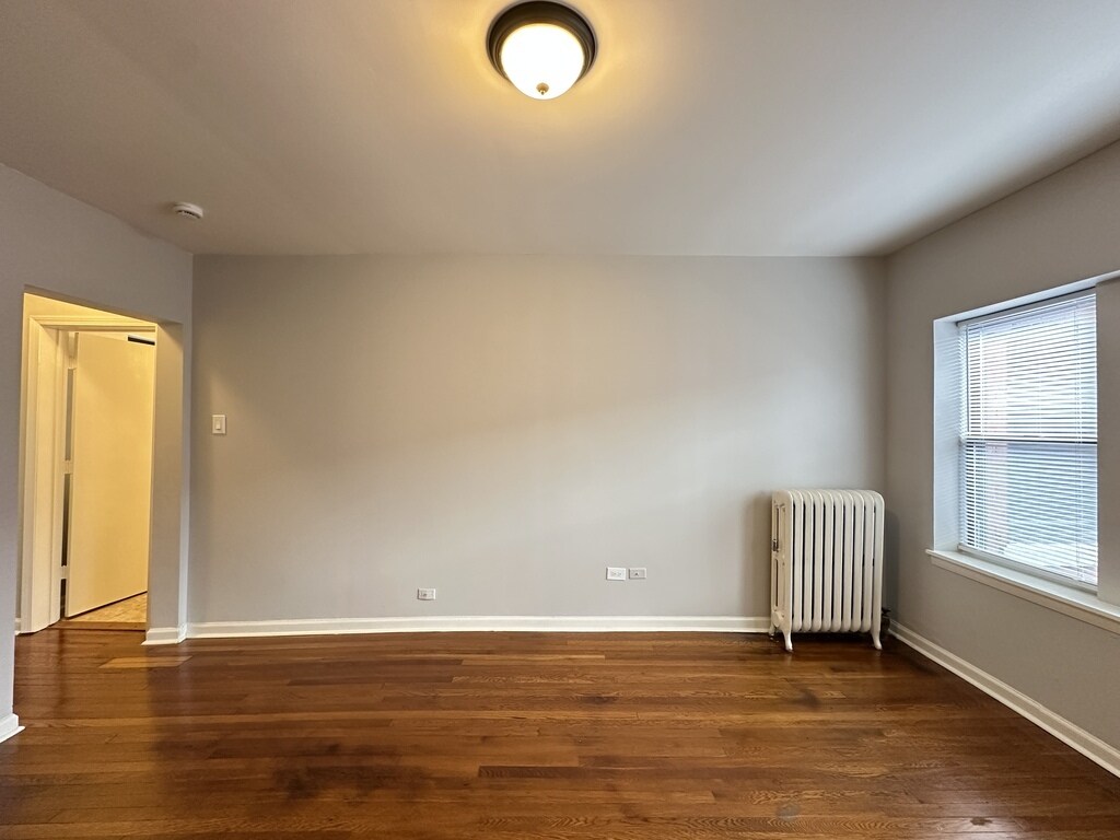 Building Photo - 5740 N Winthrop Ave