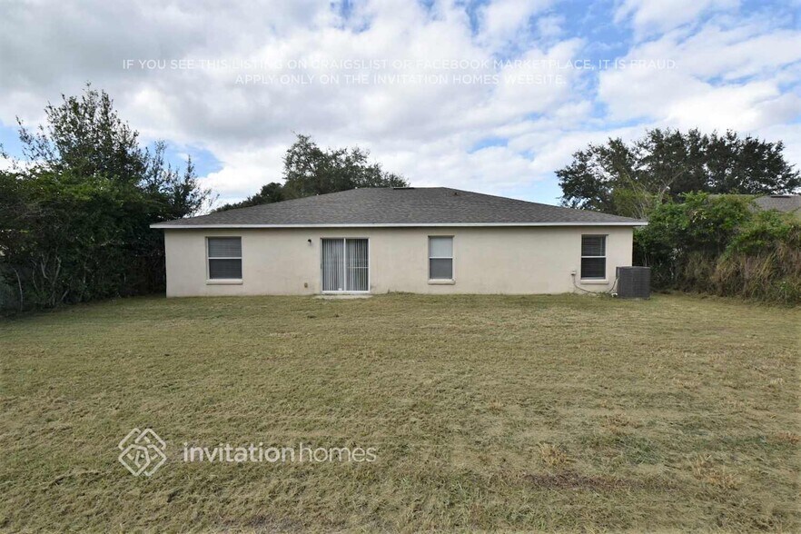 Building Photo - 924 Woodson Hammock Cir