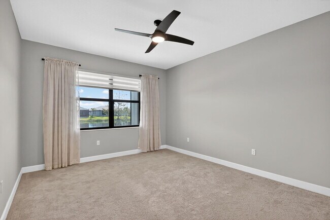 Building Photo - 12719 SW Blue Mangrove Pkwy