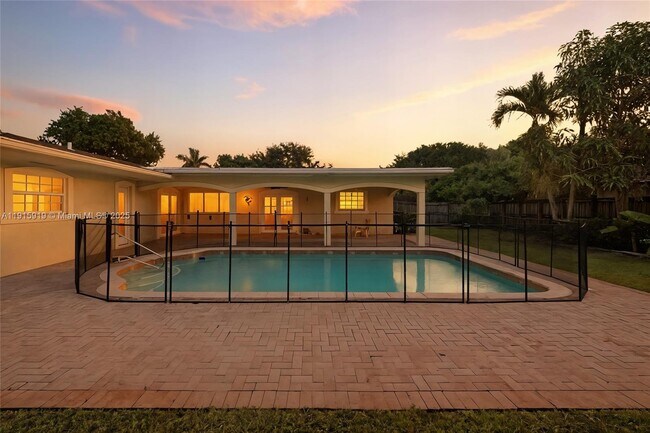 Building Photo - 7240 NW 7th St