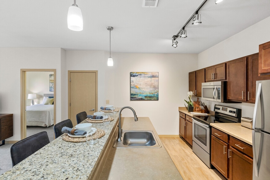 Primary Photo - The Woodlands Apartments