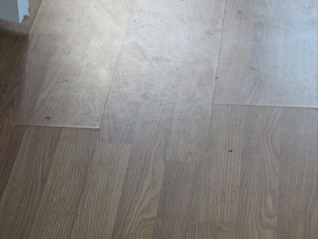 Building Photo - 3 Bedroom 2 Bath Home