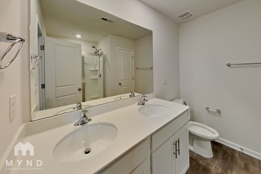Building Photo - 6030 Elena Lynn Ct