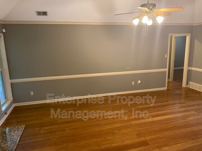 Building Photo - 3840 Charbon Ln
