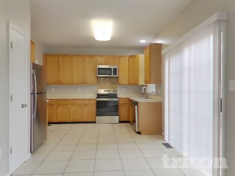 Building Photo - 7904 Bardwell Ct