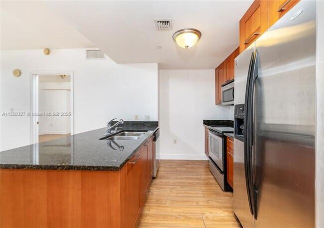 Building Photo - 4100 Salzedo St