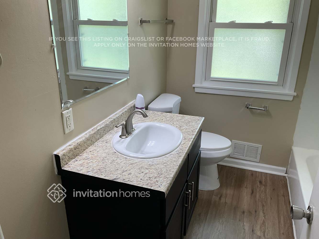 Building Photo - 816 81st Ave N