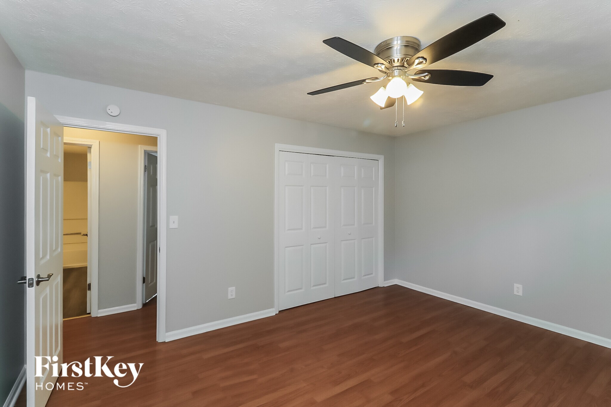 Building Photo - 2515 Cottonwood Dr