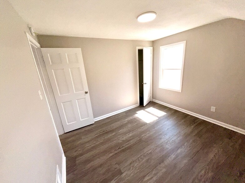 Building Photo - 22079 Rausch Ave