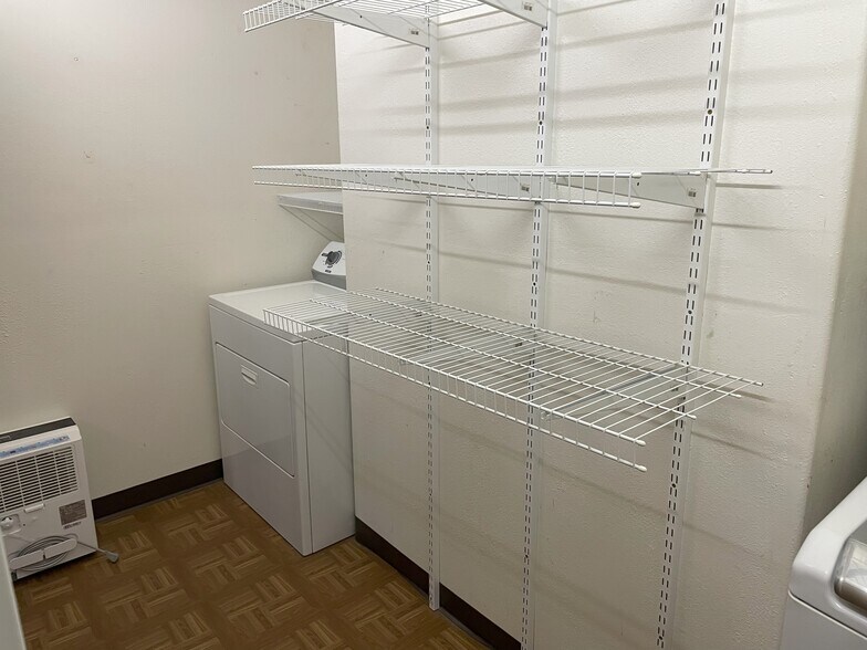 Laundry - 120 2nd Ave SW