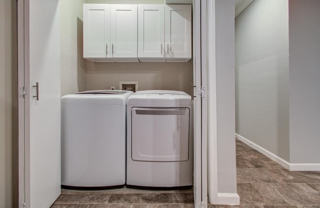 Building Photo - 12625 Memorial Dr