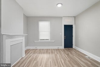 Building Photo - 3930 Priscilla St