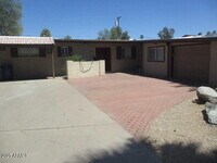 Building Photo - 2021 S La Rosa Dr