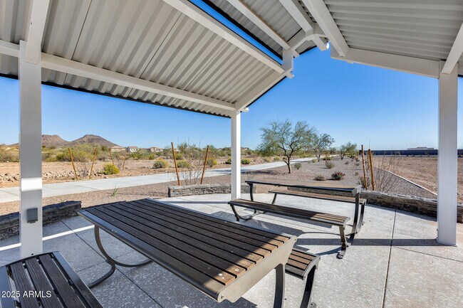 Building Photo - 7694 W Desert Spoon Dr