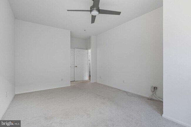 Building Photo - 1581 Spring Gate Dr.